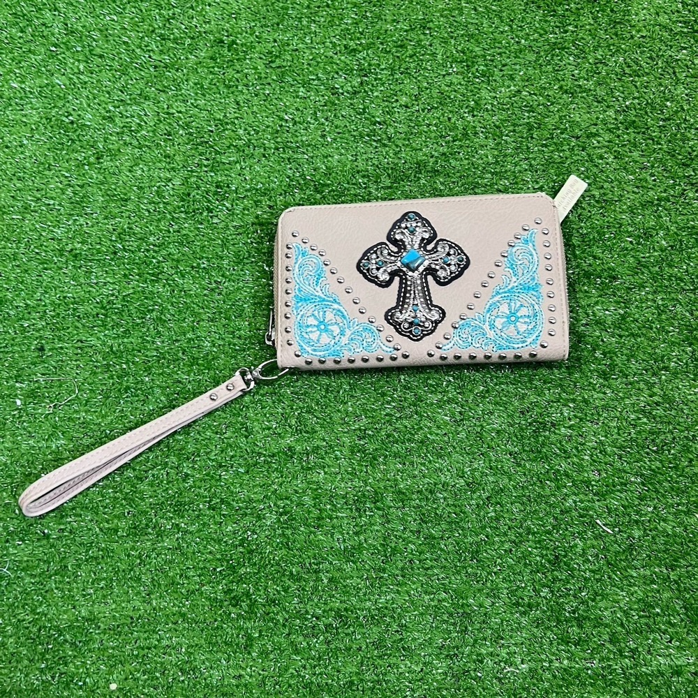 American Bling Women's Wallet Western Chic Studded Cross Turquoise‎ Leather NWT